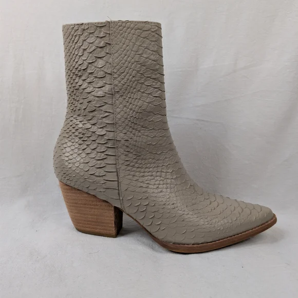 MATISSE Caty Taupe Python Embossed Leather Western Pointed Toe Boots 8.5 - Picture 4 of 11